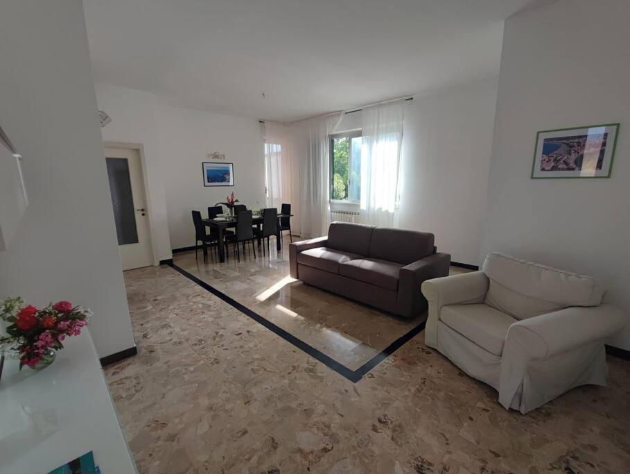 Апартаменты La Vie En Rose Flat Сестри-Леванте Экстерьер фото